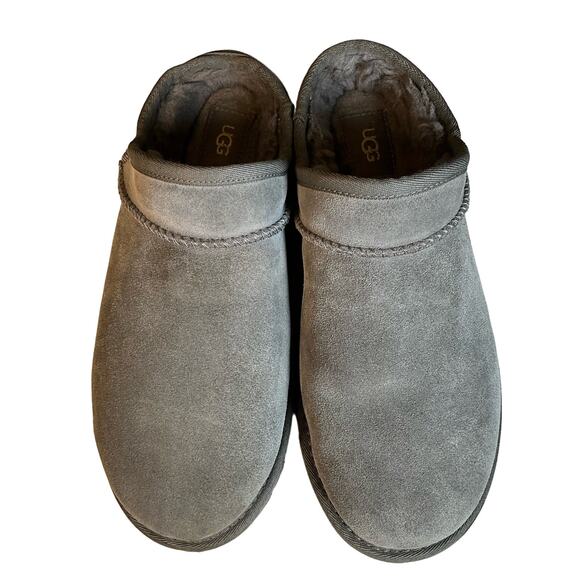 Ugg Women's Classic Slipper in grey size 9 US/40 - Picture 1 of 10